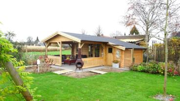 goedkoop tuinhuis landelijke stijl met overkapping 4x3+2z