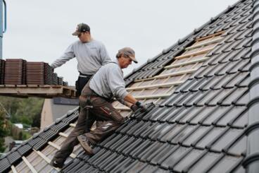 Plaatsing Dakpannen Met Pallet En Kraan Jv Dakwerken