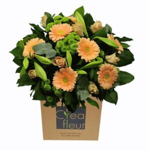 boeket zalm groen met seizoensbloemen