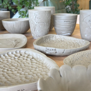 Teambuilding pottenbakken in Geel: privéworkshop aan de draaischijf bij ClayZie
