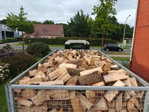 Vers brandhout: Mix van hardhout