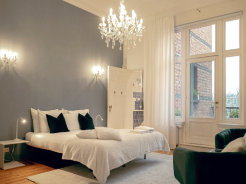 Overnachten in een herenhuis met bar in hartje Antwerpen bij ADA Bed & Breakfast