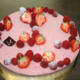Charlotte aux fruits rouges : biscuit cuiller, mousse aux fruits rouges (4.00€/pers)