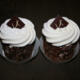 Merveilleux : meringue, chantilly, copeaux de chocolat (3.00€/pce)