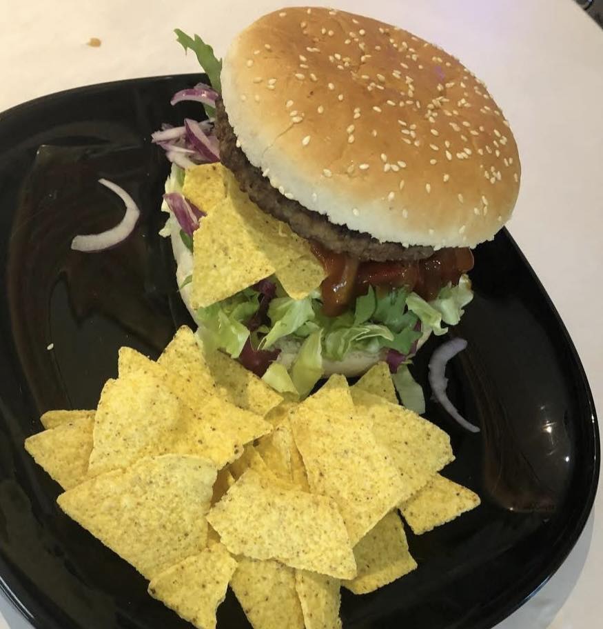 Proef de traditie bij Frituur bij Tim & Cindy!