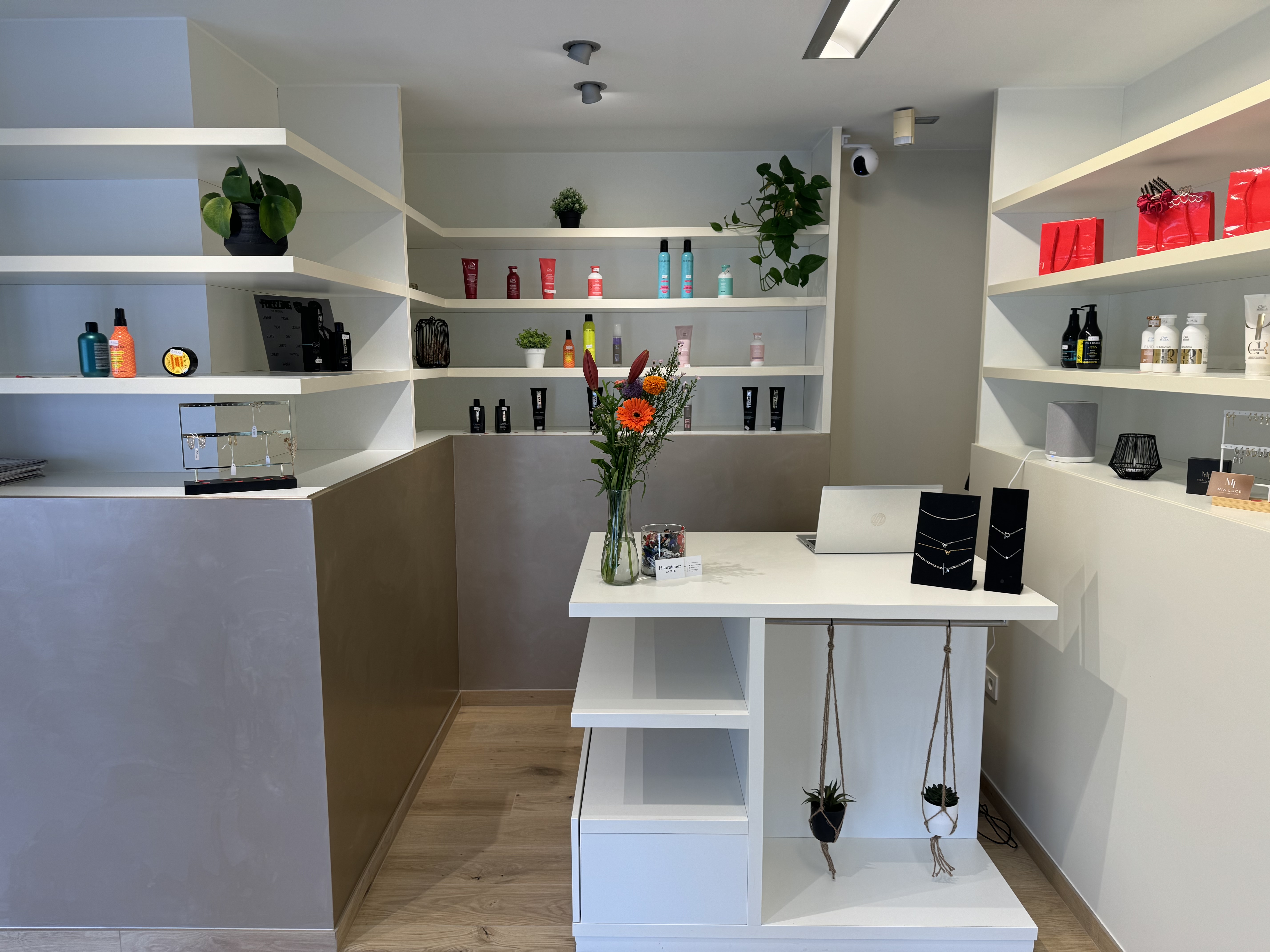 Tijd voor een frisse look? Welkom bij Haaratelier Axelle!