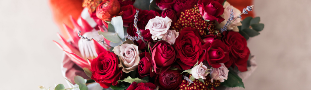 Seizoensbloemen in Kapellen | Boeketten en bloemstukken van Azalea Bloemenatelier